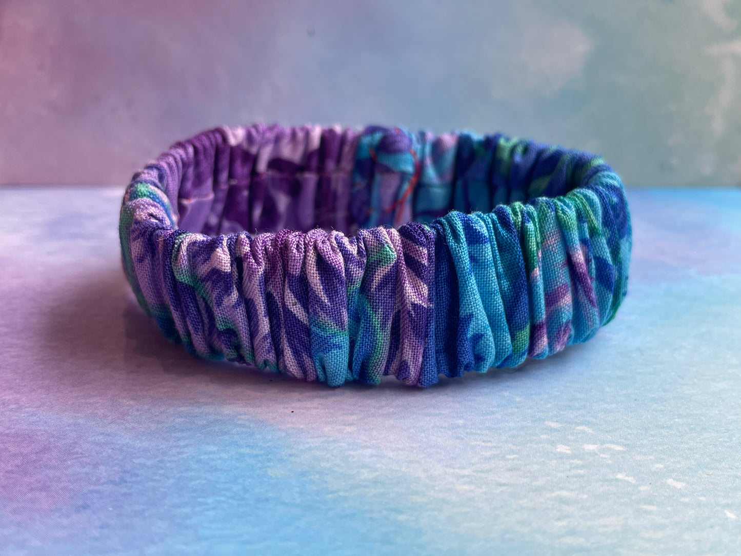 Crinkle Fabric Elastic Bracelet (Kaffe Fassett)