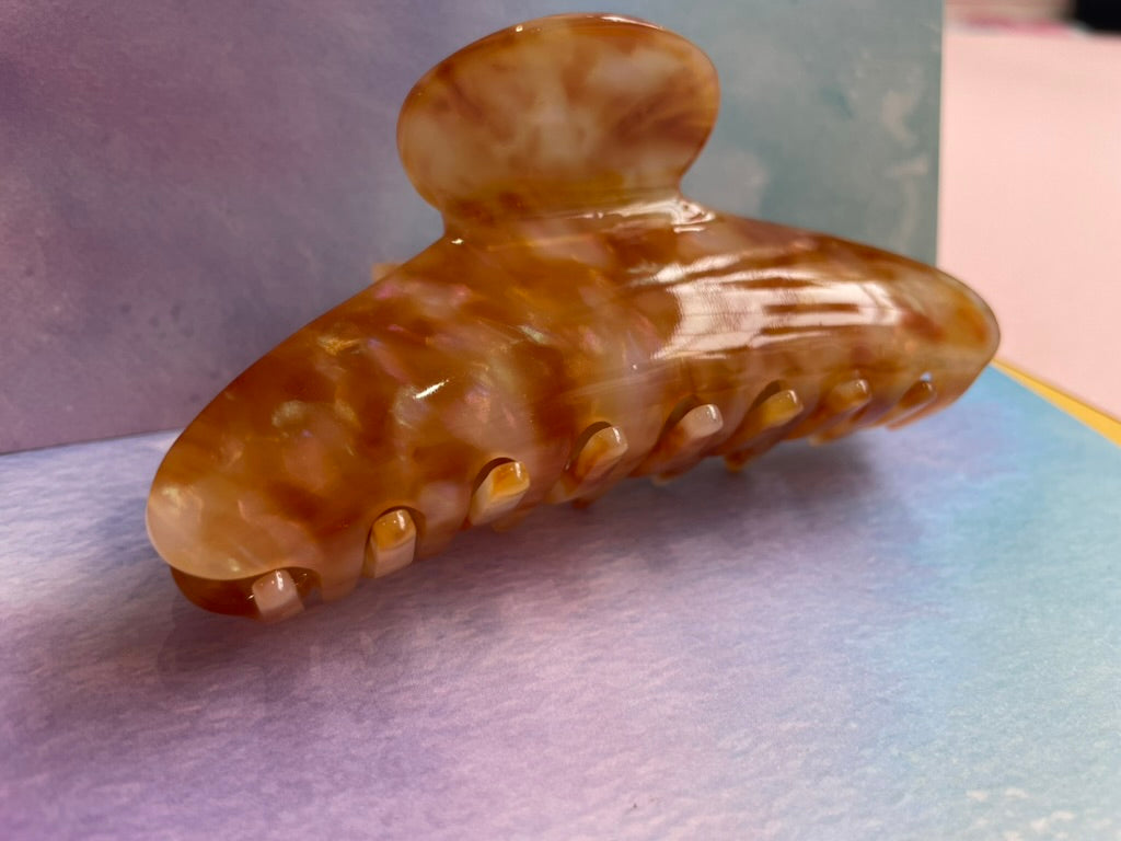 Toffee Mottle Claw Clip