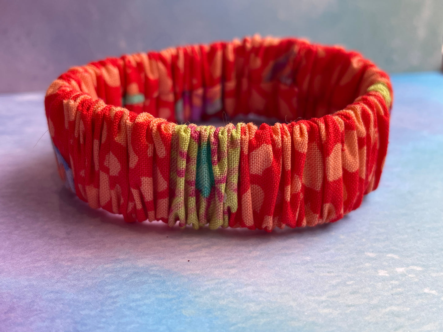 Crinkle Fabric Elastic Bracelet (Kaffe Fassett)