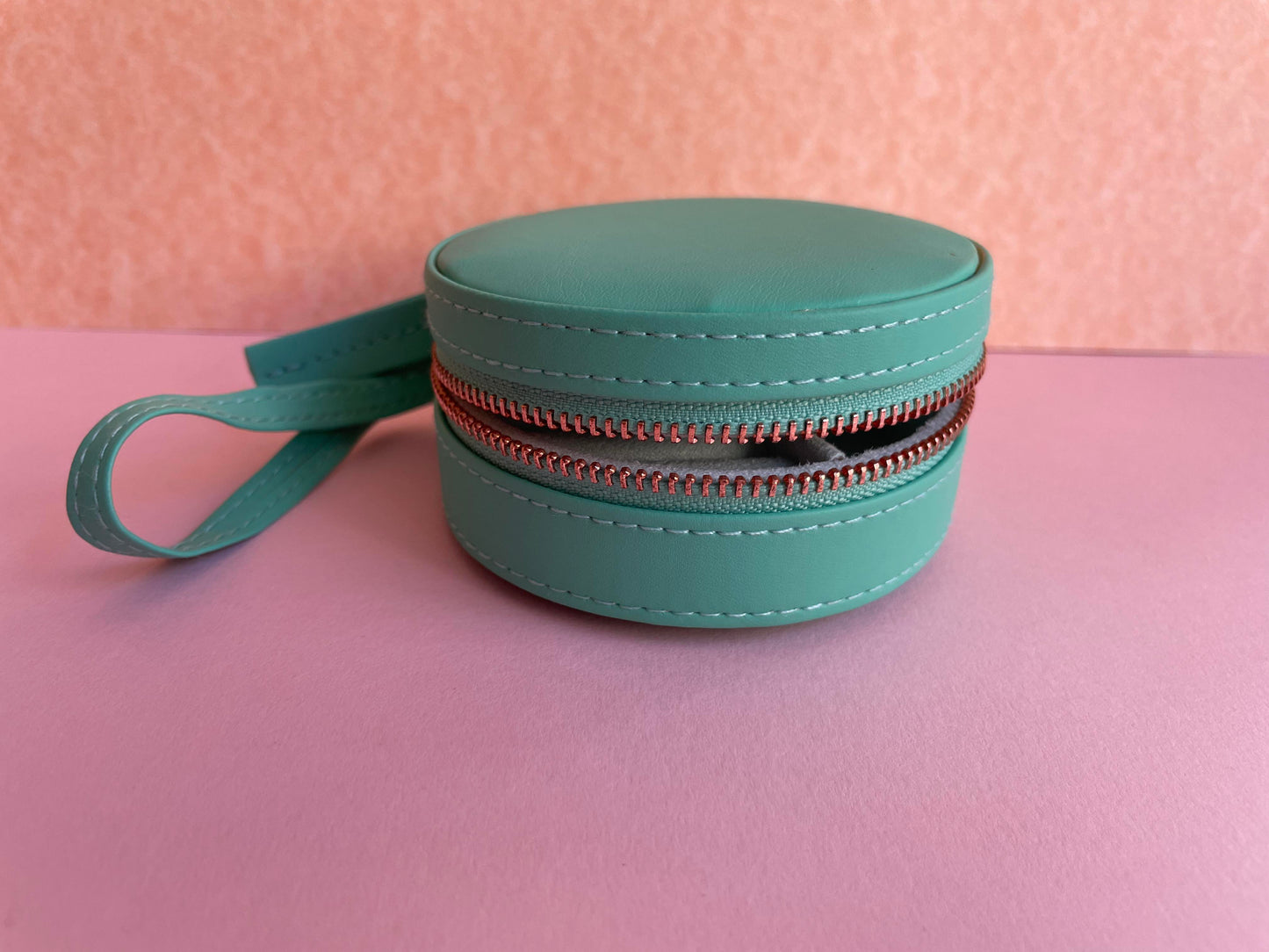 Round Jewellery Case - Green
