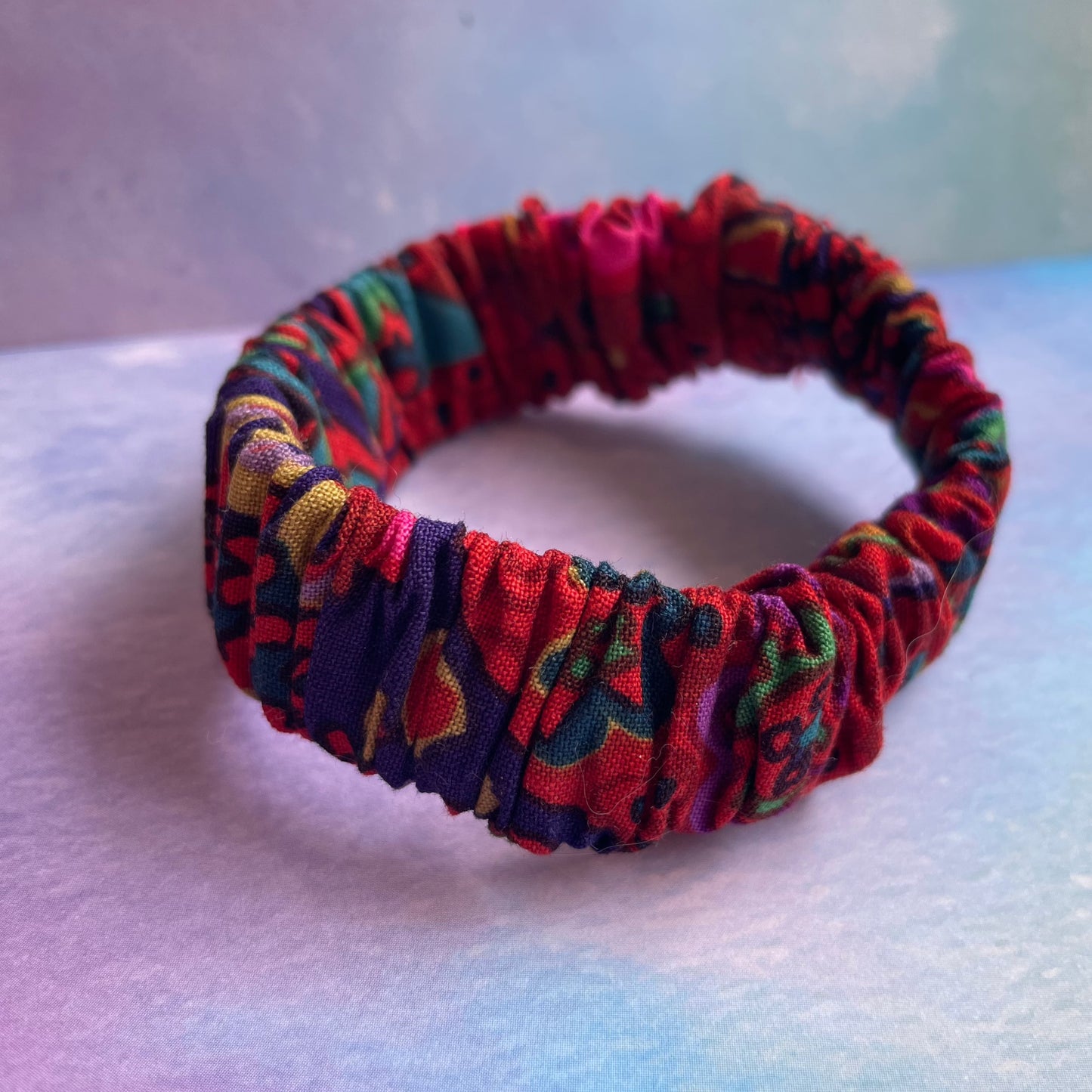Crinkle Fabric Elastic Bracelet (Kaffe Fassett)