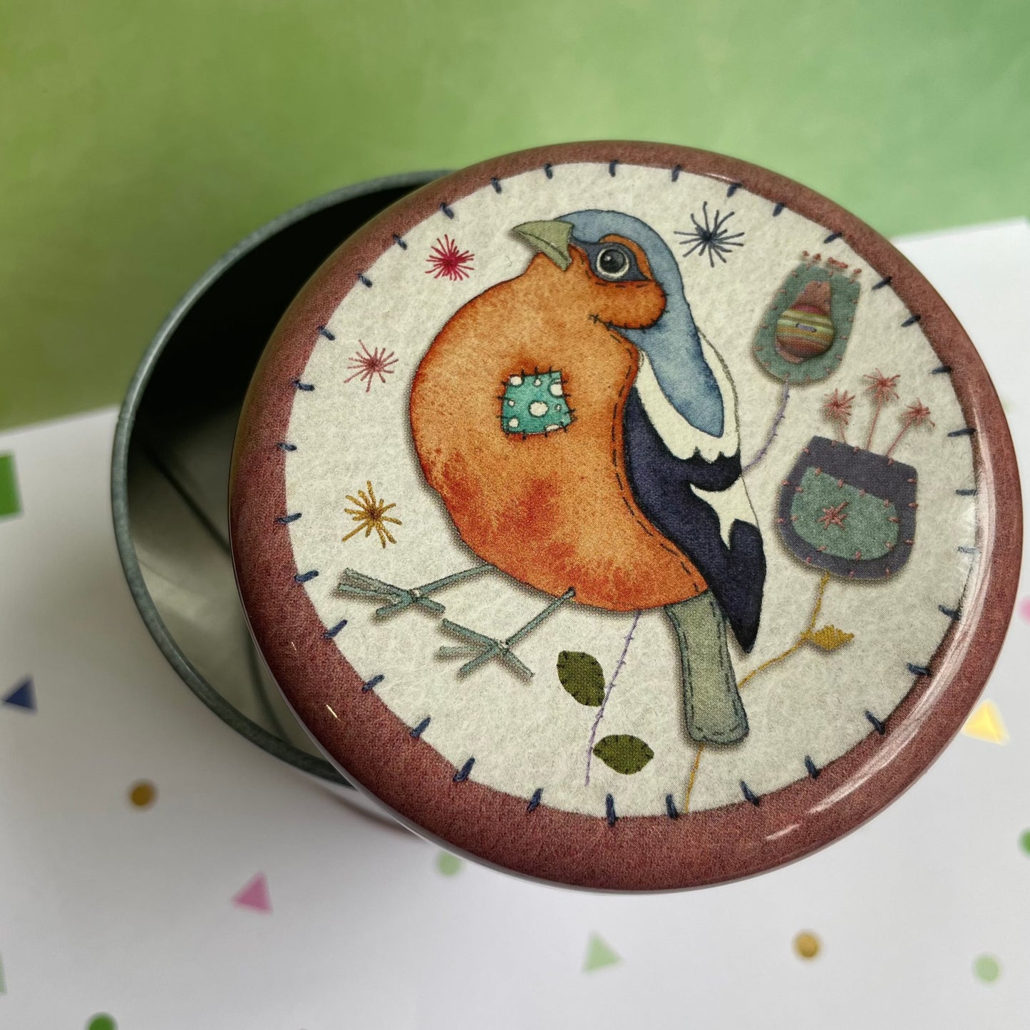 Stitched Birdies Round Tin