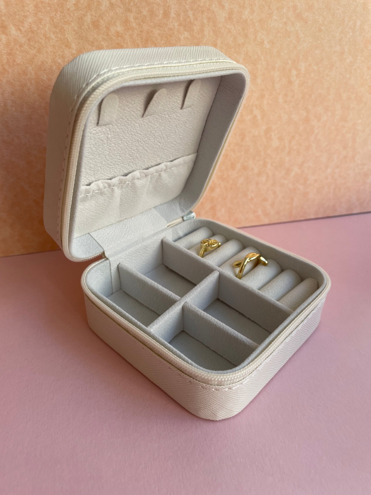 Jewellery Holder - Various Colours