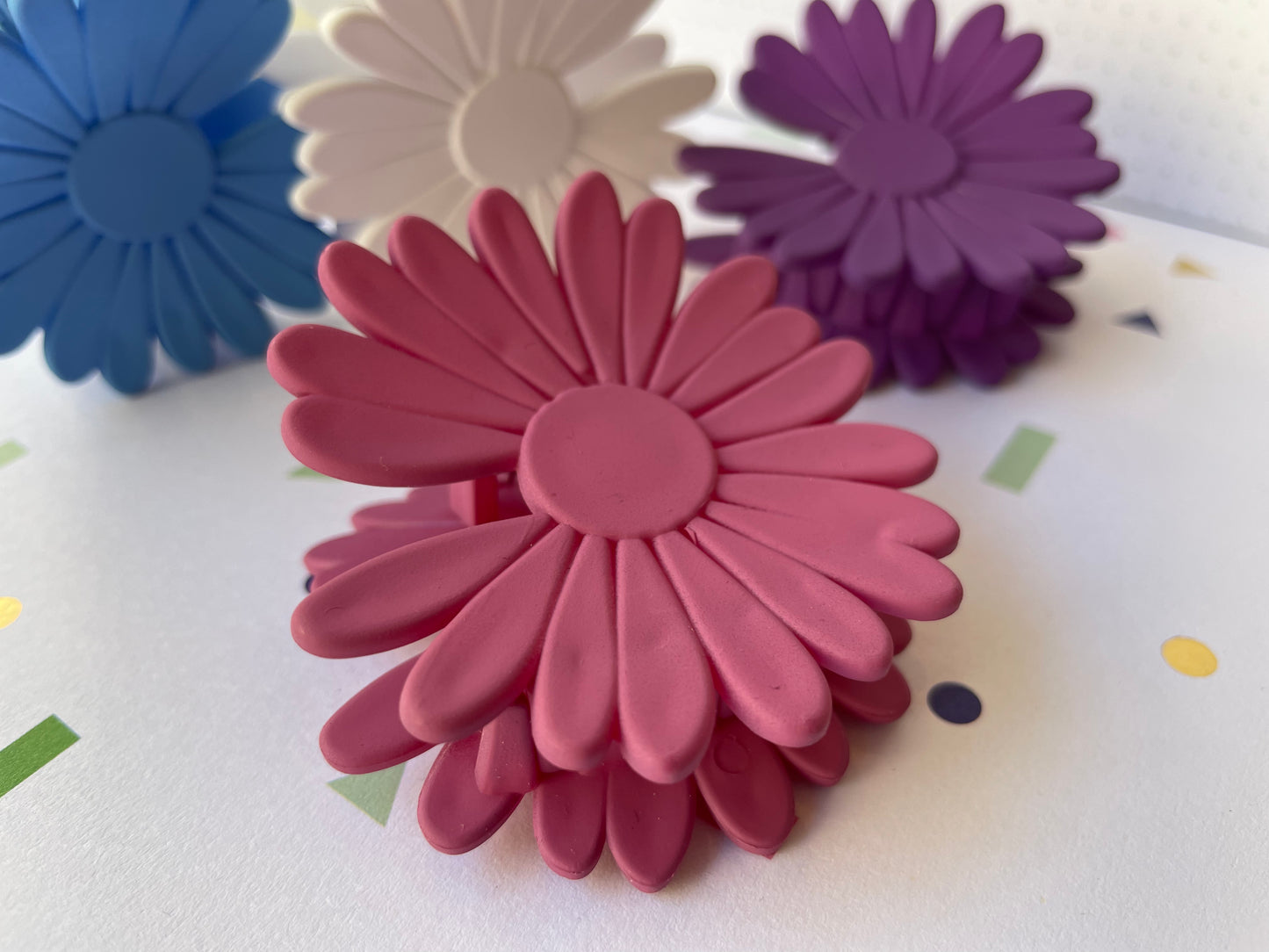 Small Flower Hair-claw
