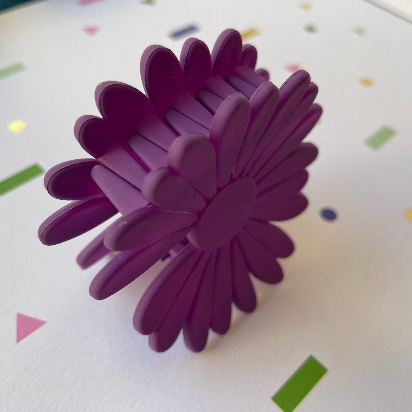 Small Flower Hair-claw